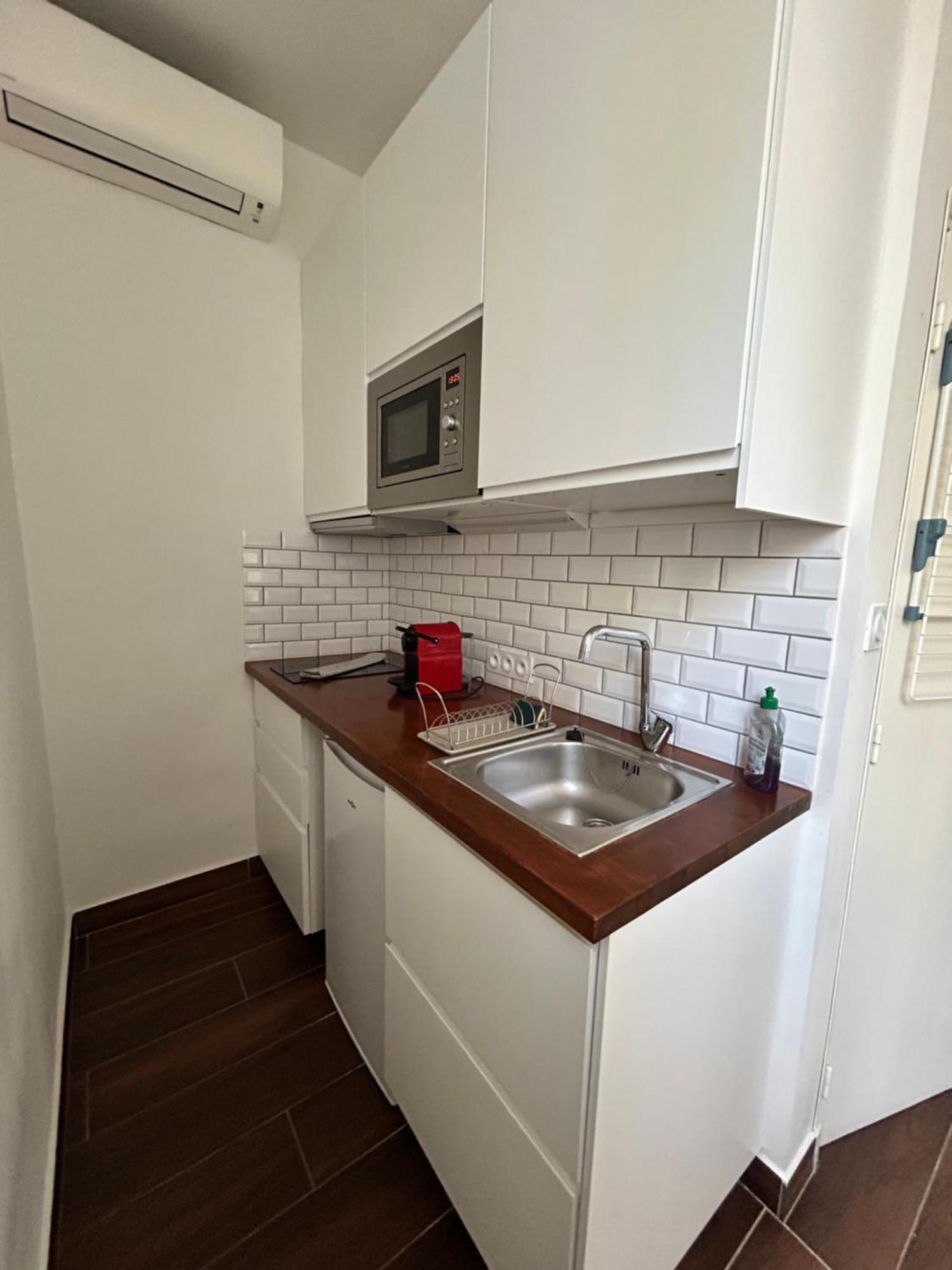 Agreable Studio Renove Avec Place De Parking Bandol Eksteriør billede